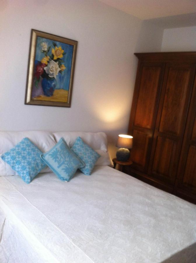 Brezza Di Mare Bed & Breakfast San Teodoro  Bagian luar foto