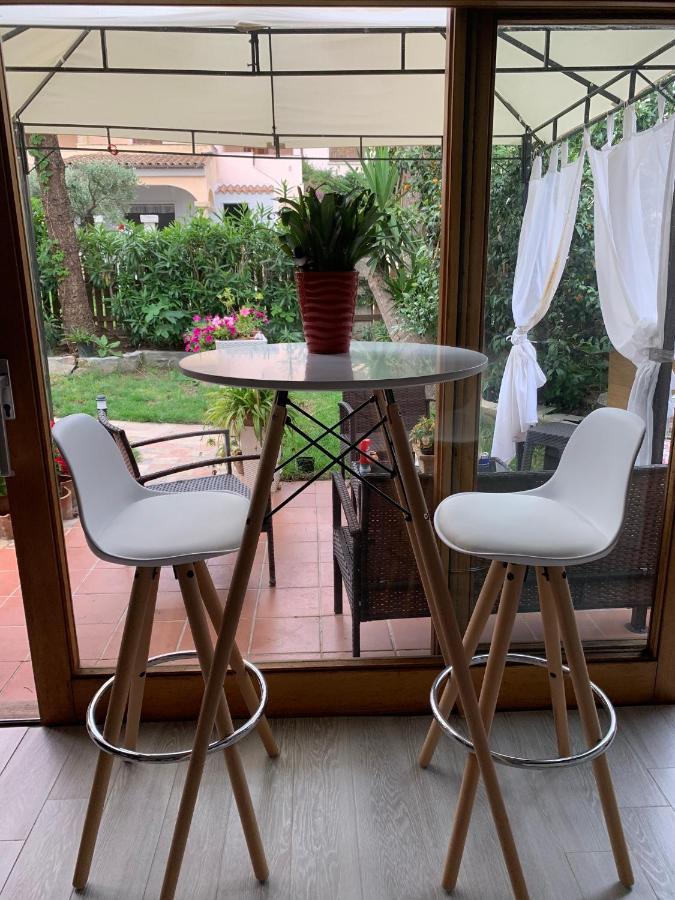 Brezza Di Mare Bed & Breakfast San Teodoro  Bagian luar foto