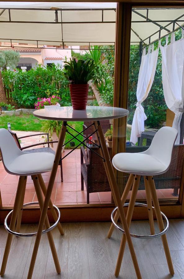Brezza Di Mare Bed & Breakfast San Teodoro  Bagian luar foto