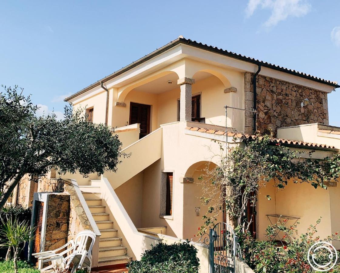 Brezza Di Mare Bed & Breakfast San Teodoro  Bagian luar foto