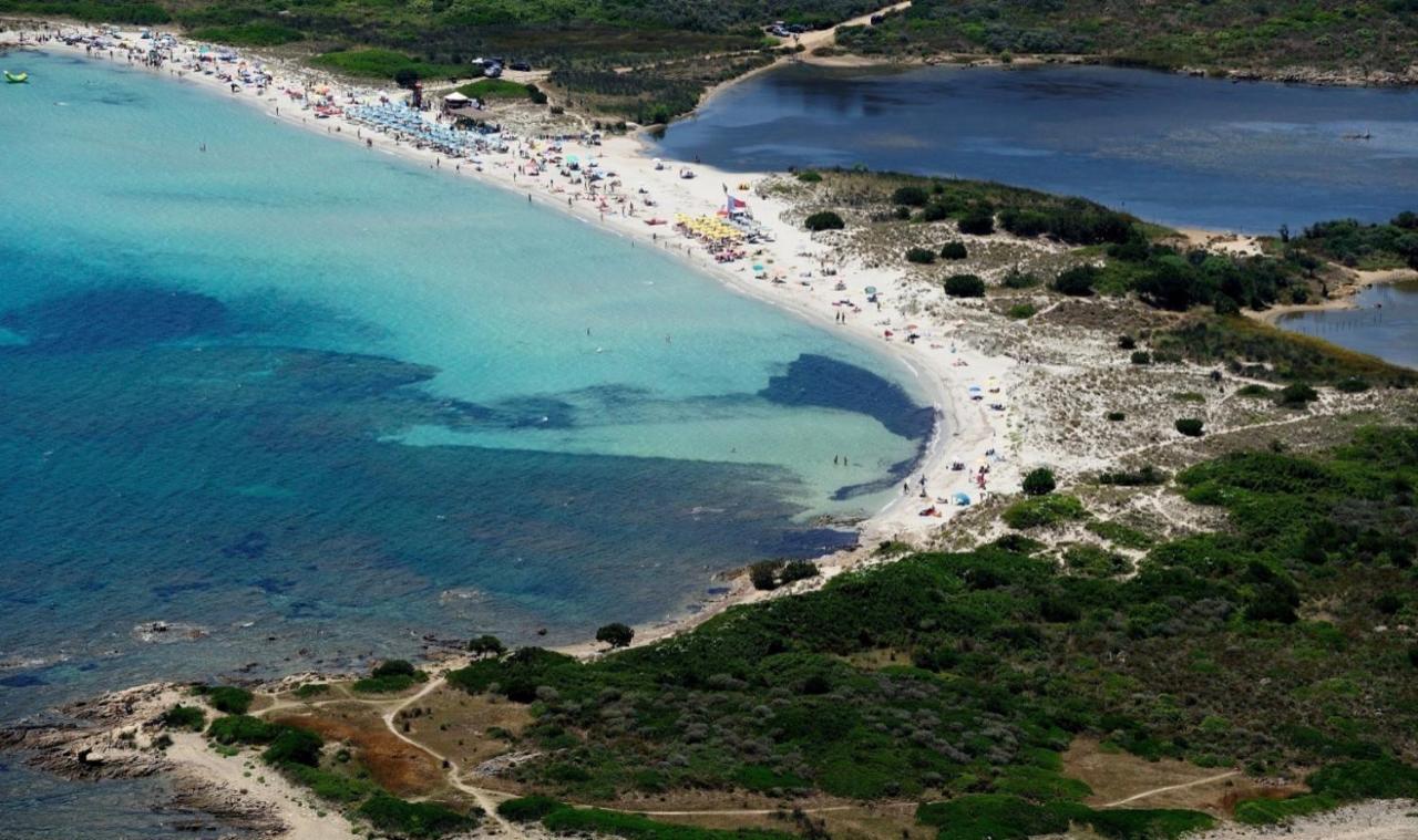 Brezza Di Mare Bed & Breakfast San Teodoro  Bagian luar foto